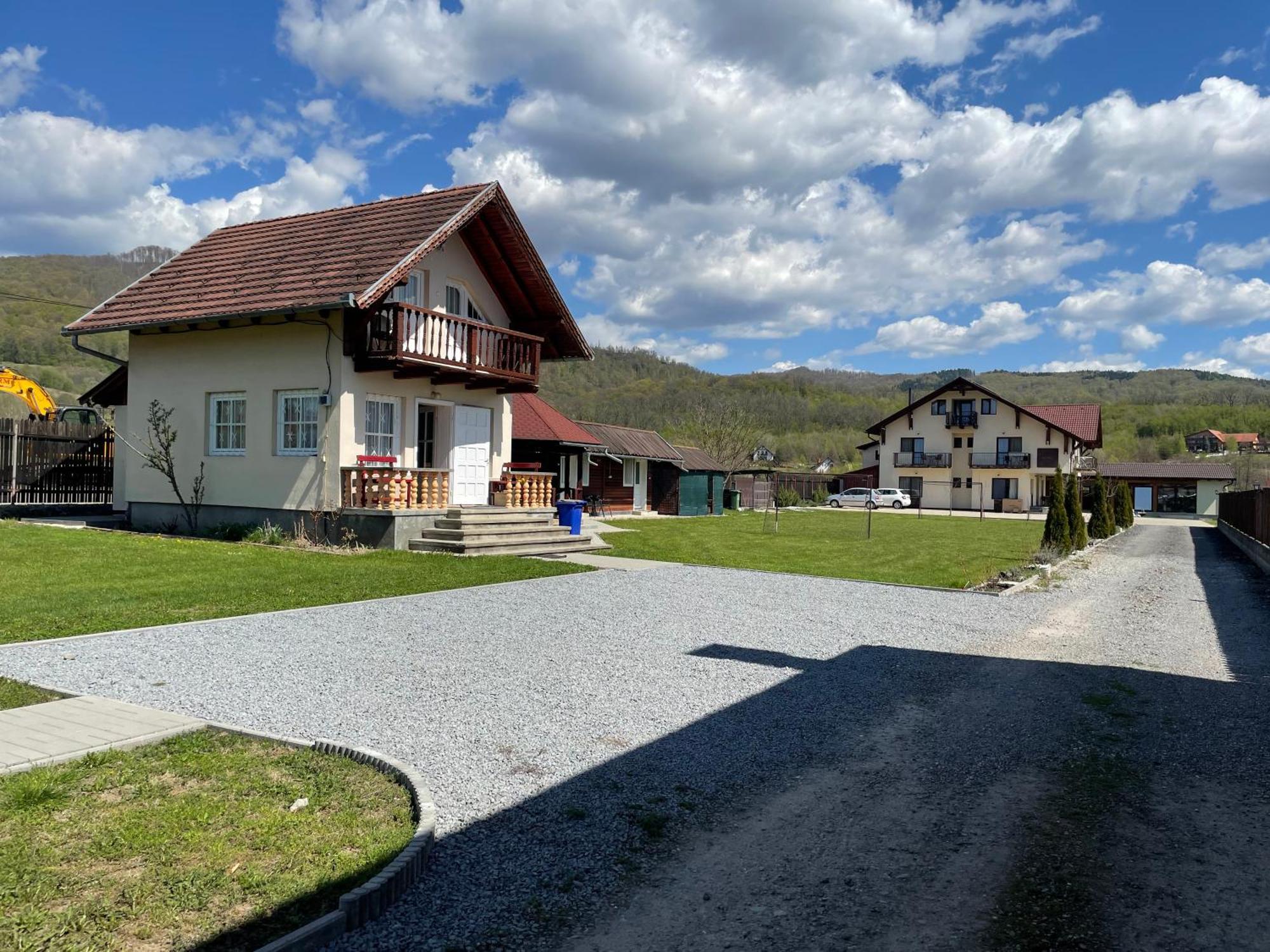 Villa Casuta -Maria-Kishaz Sovata Esterno foto